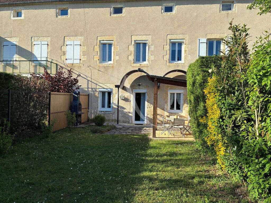 Maison à FOURCHAMBAULT