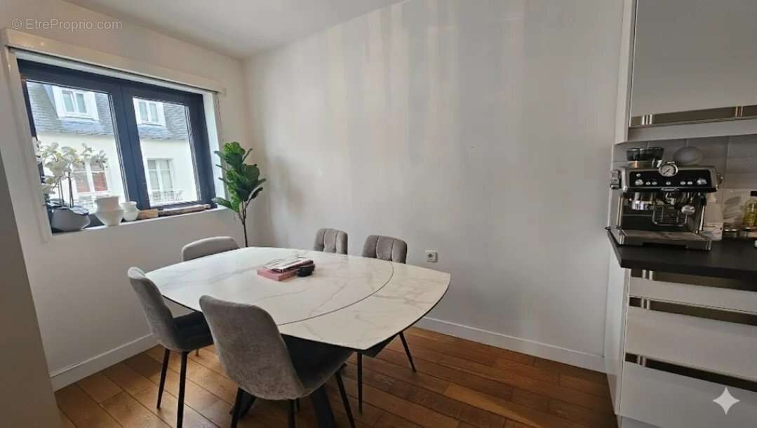 Appartement à LEVALLOIS-PERRET