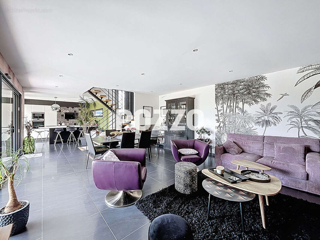 Maison à SAINT-GEORGES-DES-GROSEILLERS