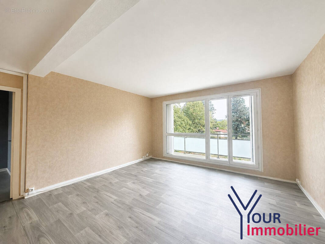 Appartement à GRIGNY