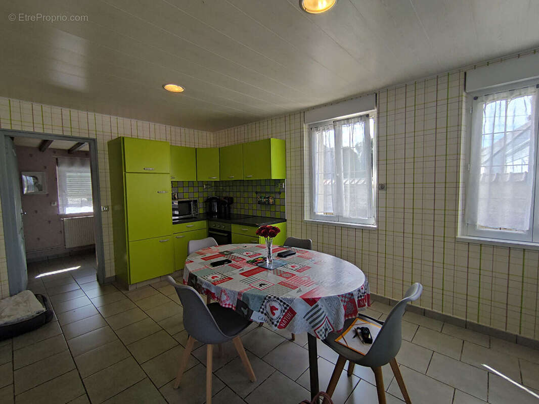 Maison Mennevret 5 pièce(s) 100 m2 - photo 5