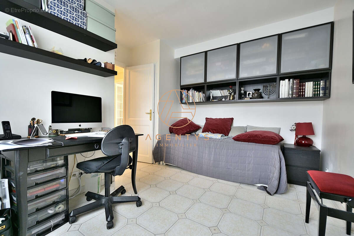 Maison à CHAMPIGNY-SUR-MARNE