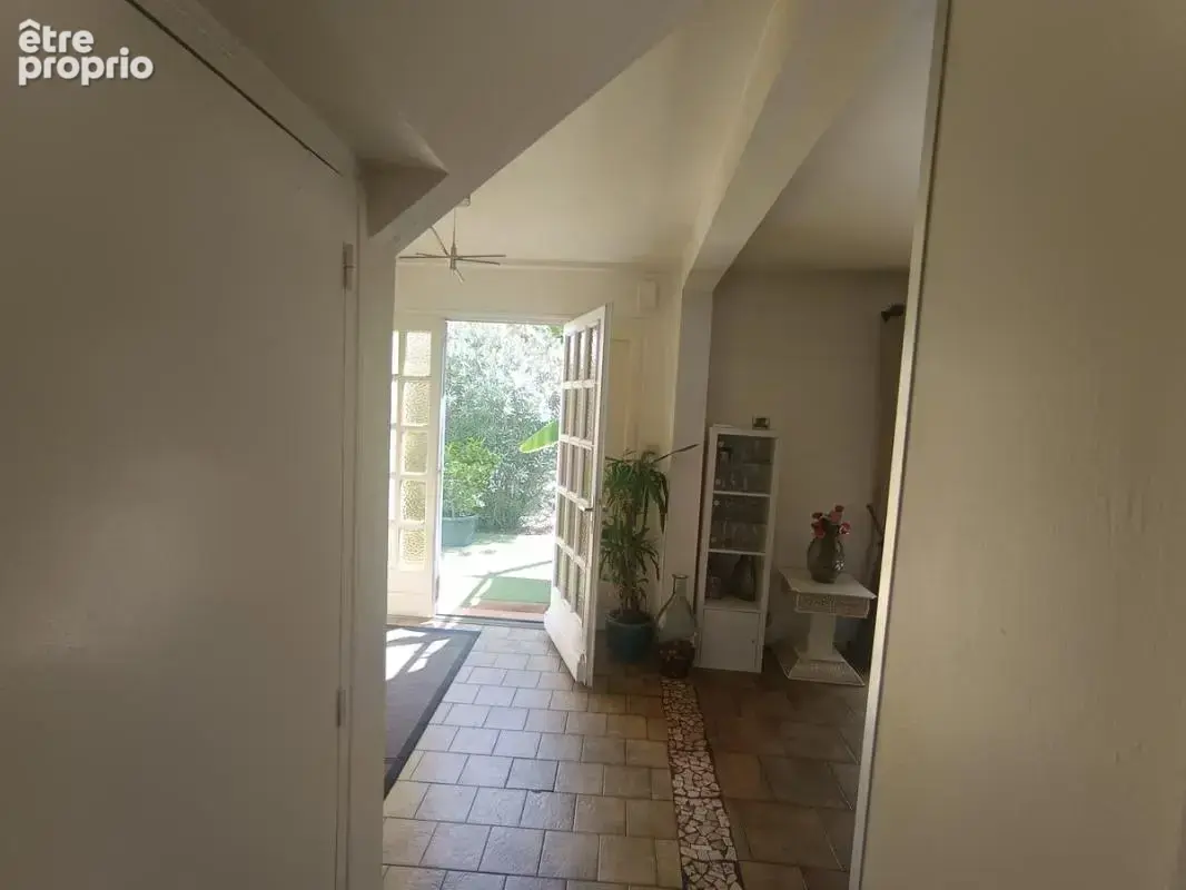 Maison 6 pièces 120 m² à vendre à Le Haillan (33185) - photo 3
