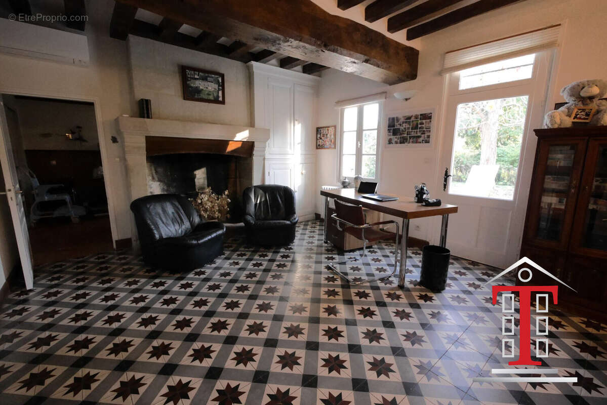 Maison à SAINT-MATHURIN-SUR-LOIRE