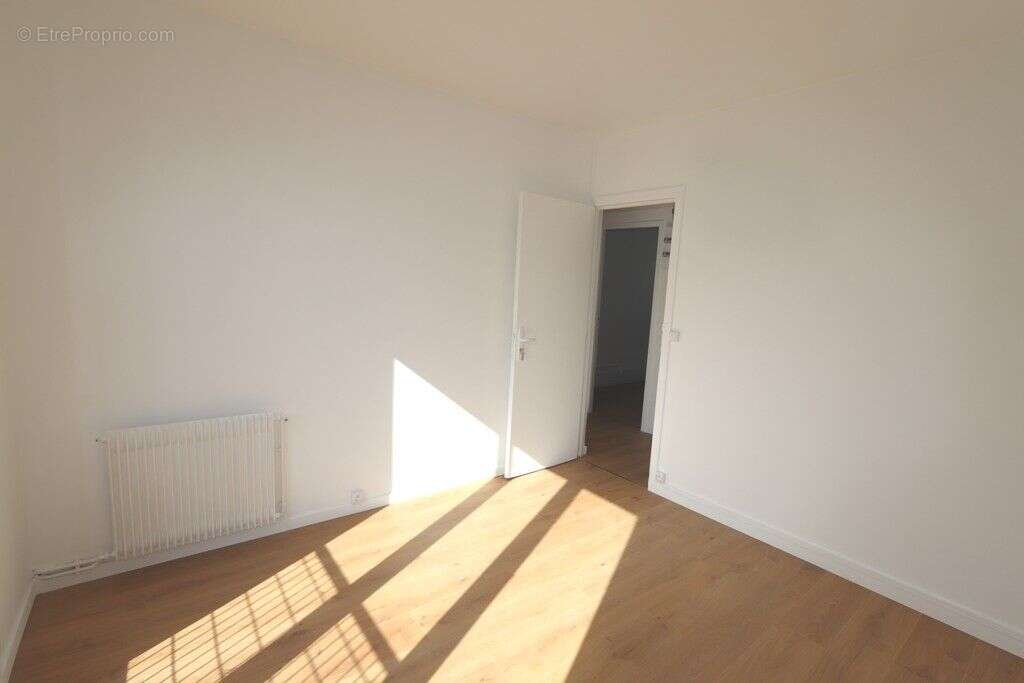 Appartement à CLICHY-SOUS-BOIS