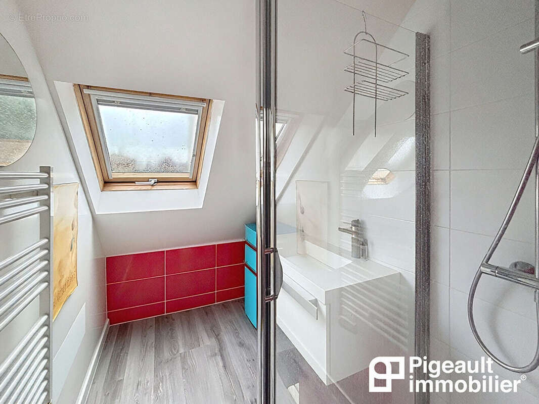 Maison à vendre - Rennes - Quartier Fac de droit  - années 30 - rue calme - photo 11