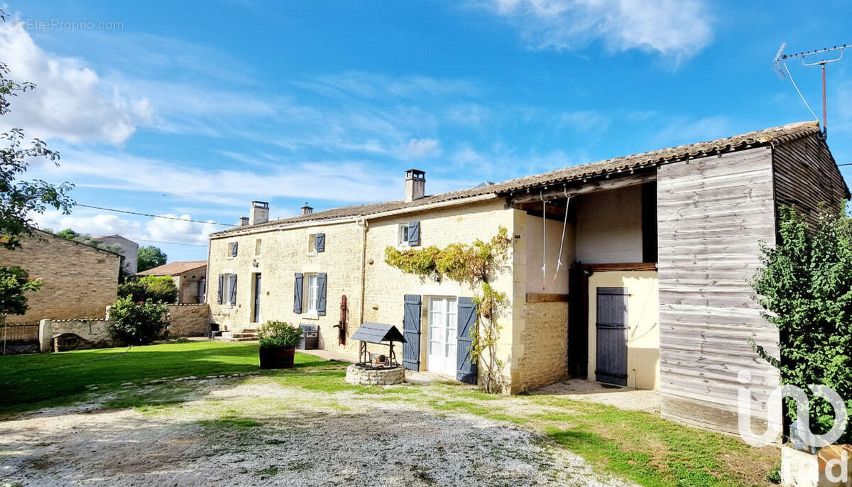 Photo 2 - Maison à AIGONNAY