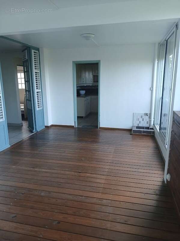 Bel Appartement T4 – Redoute – Fort de France - photo 5