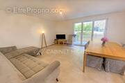 Appartement à ROQUEFORT-LES-PINS