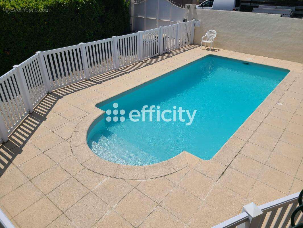 Maison 170 m² à Baillargues  - photo 9
