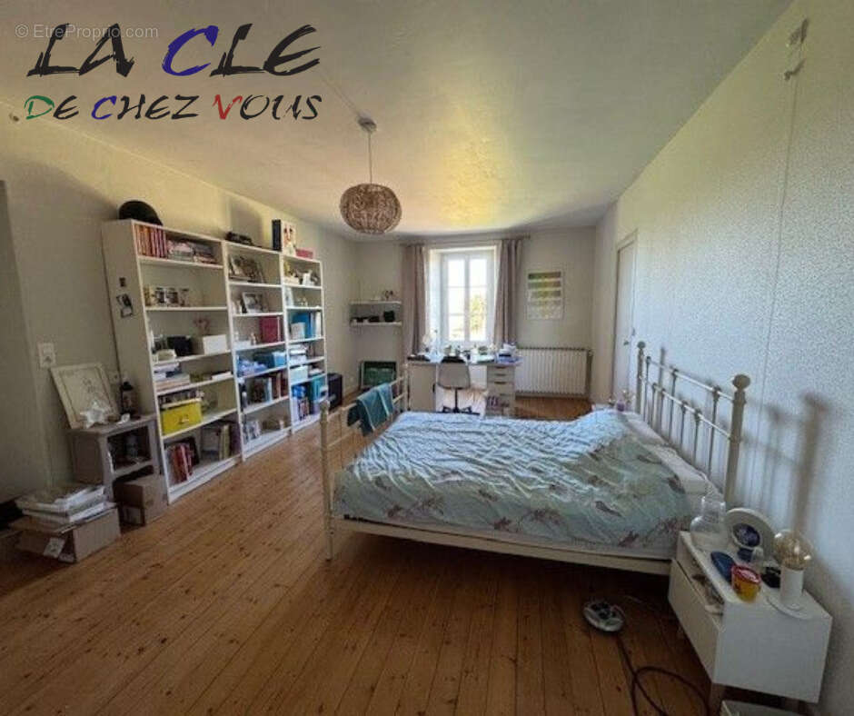 Maison à COULONGES-SUR-L'AUTIZE