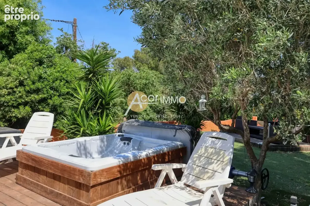 Villa de plain-pied • Studio indépendant • Piscine • 1 243 m2 de terrain - photo 5