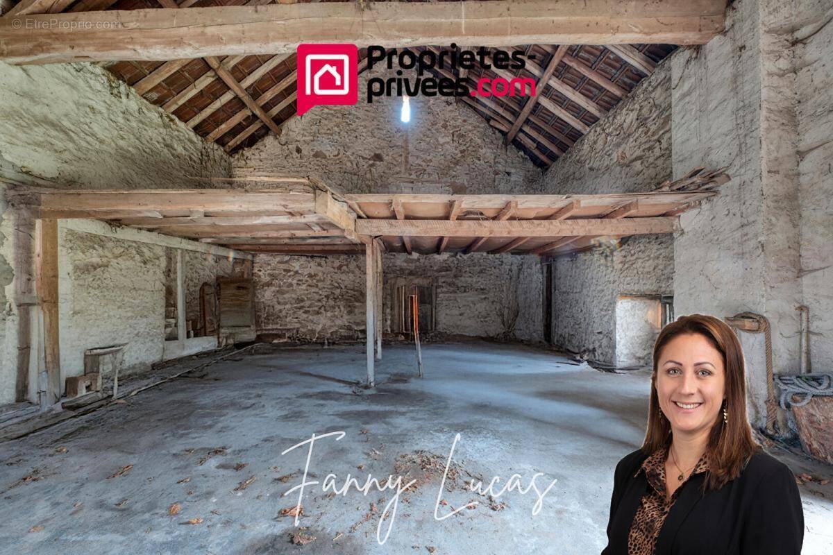 Maison à FONTENAY-LES-BRIIS