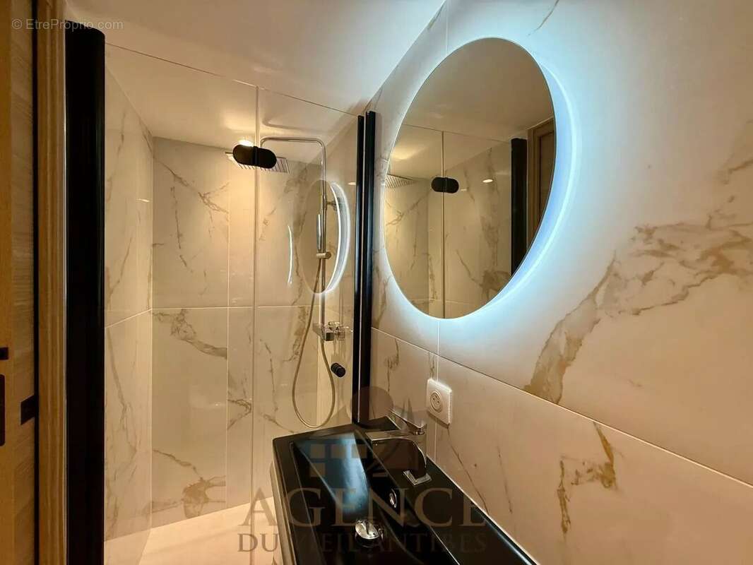 Vieil Antibes REZ-DE-JARDIN 107m2 - photo 21