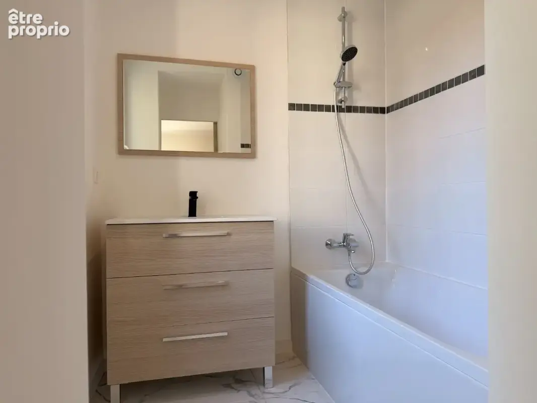 Maison de charme T6 de 200m2 proche Pézenas - photo 8