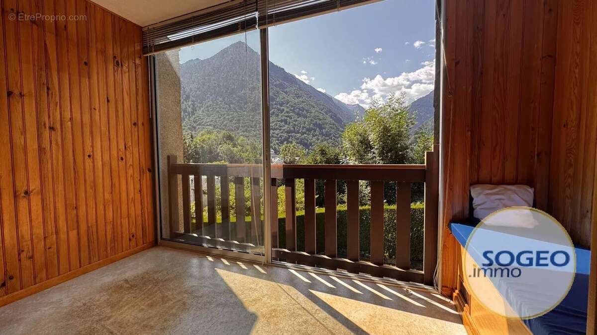 Appartement avec loggia, garage et parking – Vue Pyrénées - photo 3