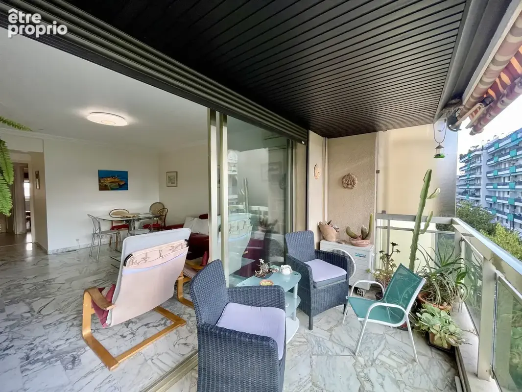 Appartement 3 pièces 62 m² à vendre à Antibes (06600) - photo 2
