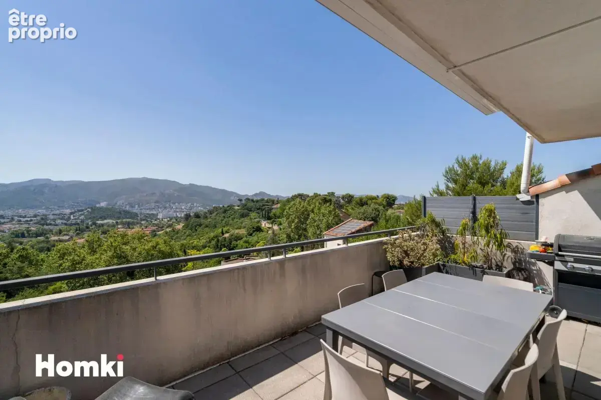 Appartement T3 de 111 m² à Marseille 13012, Rue Pierre Béranger - photo 3