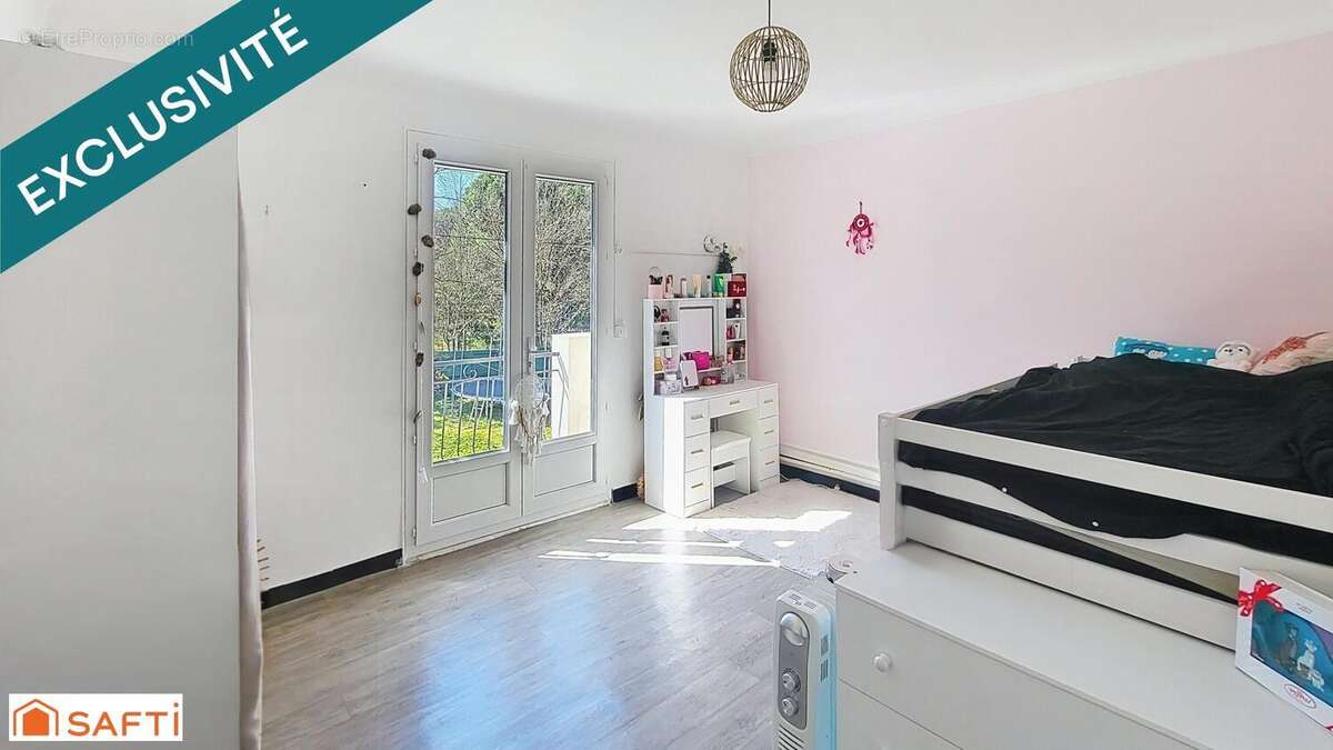 Photo 9 - Maison à SIGNES