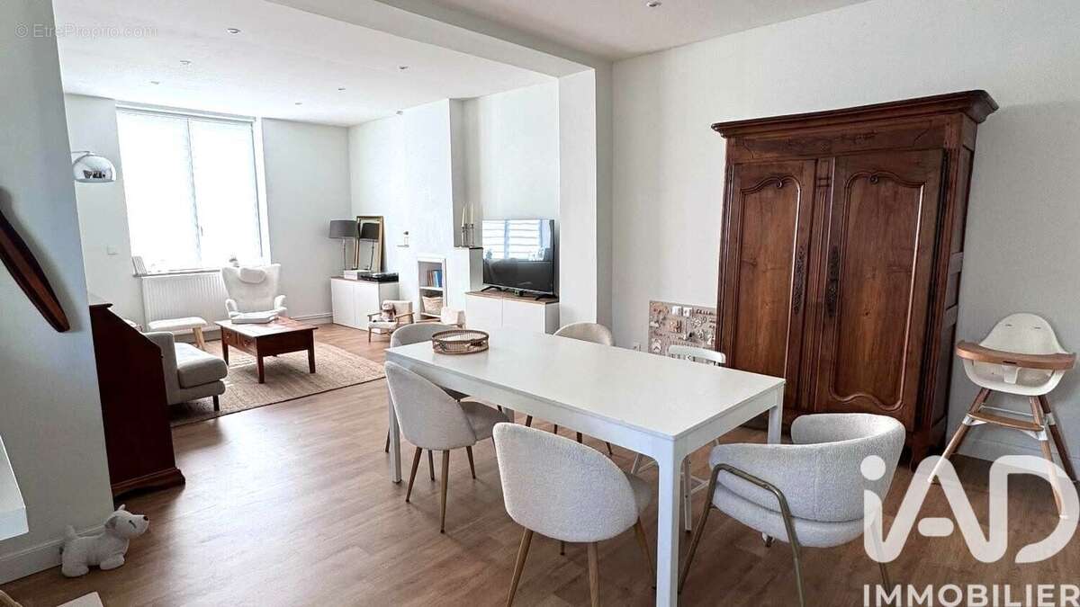 Photo 2 - Maison à PROVIN