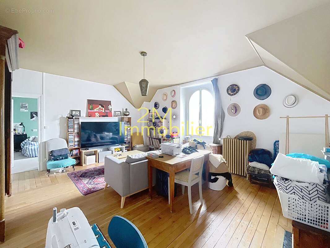 Maison Melun GARE 13 pièce(s) 300 m2 + Dépendance - photo 13