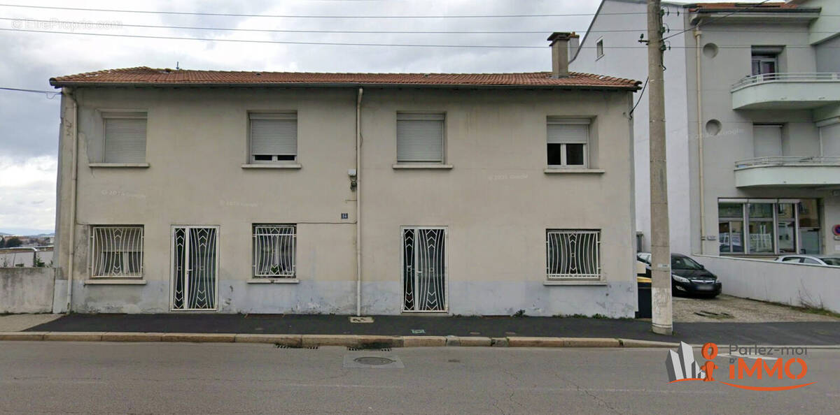 Appartement à SAINT-ETIENNE