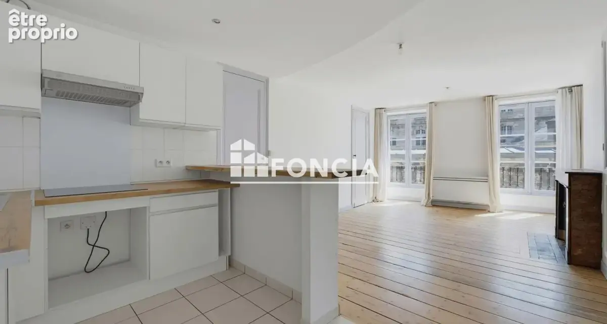 En plein coeur du quartier saint pierre- apt avec ascenseur et terrasse- - photo 2