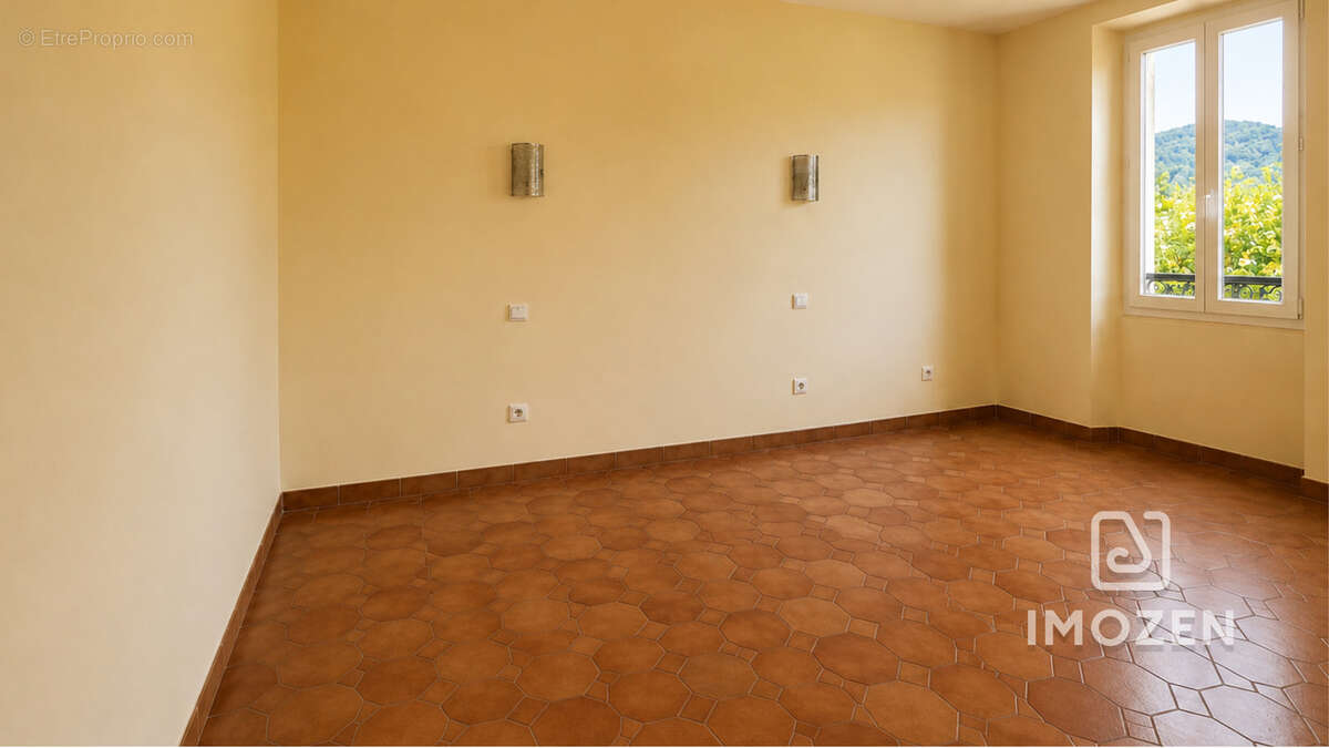 Appartement à BRIGNOLES