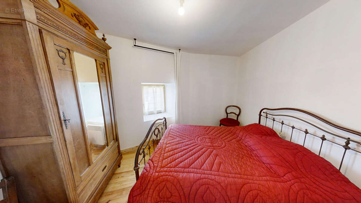 Maison 150 m² à Beaumont  - photo 9