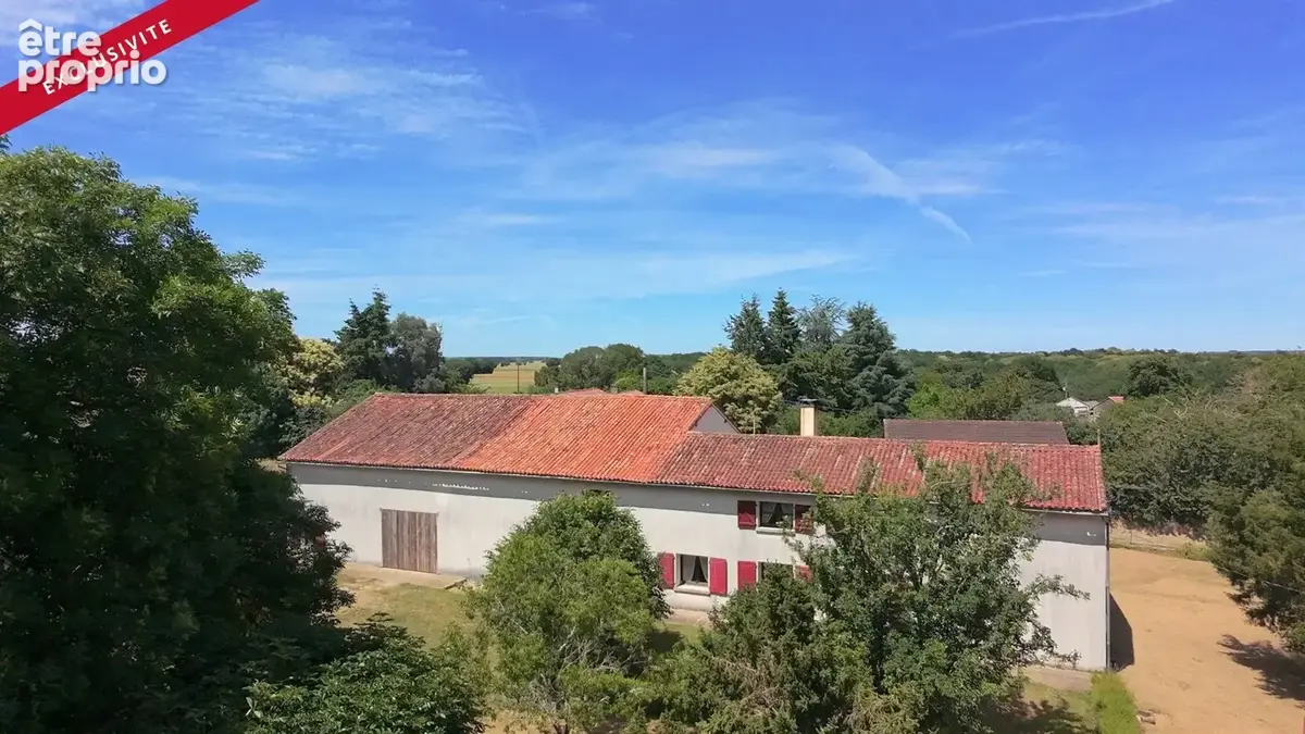 Maison à LIZANT
