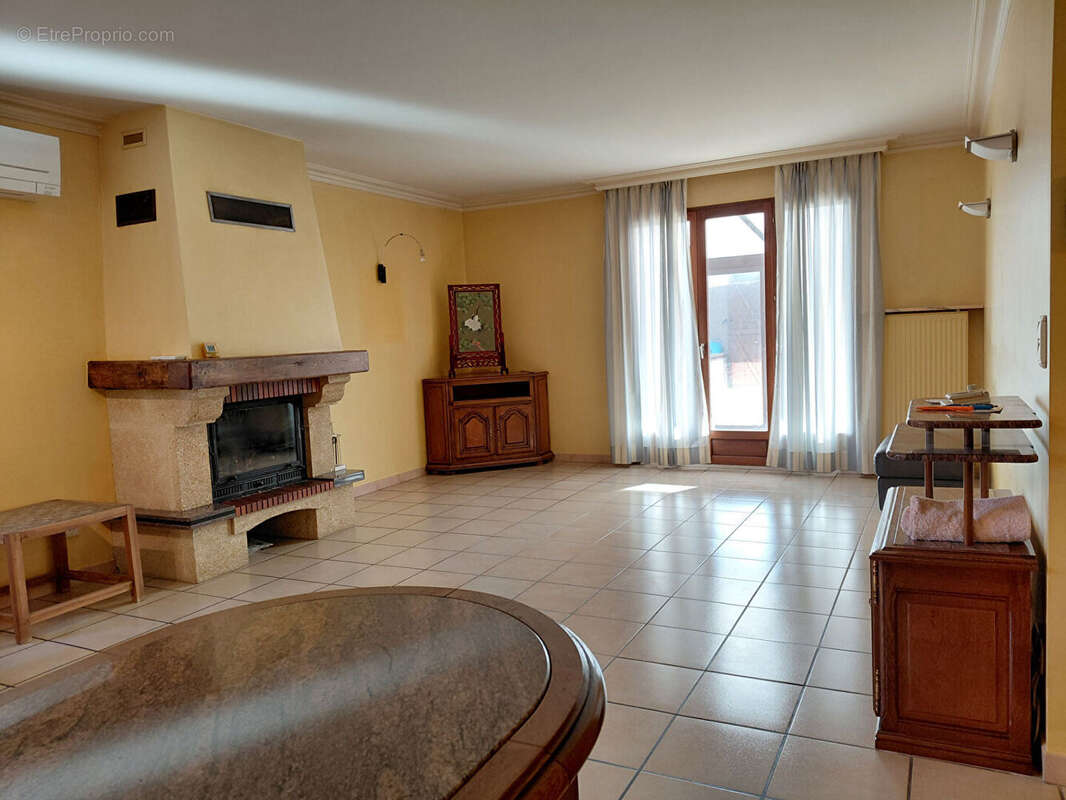 Maison à MARCY-L'ETOILE