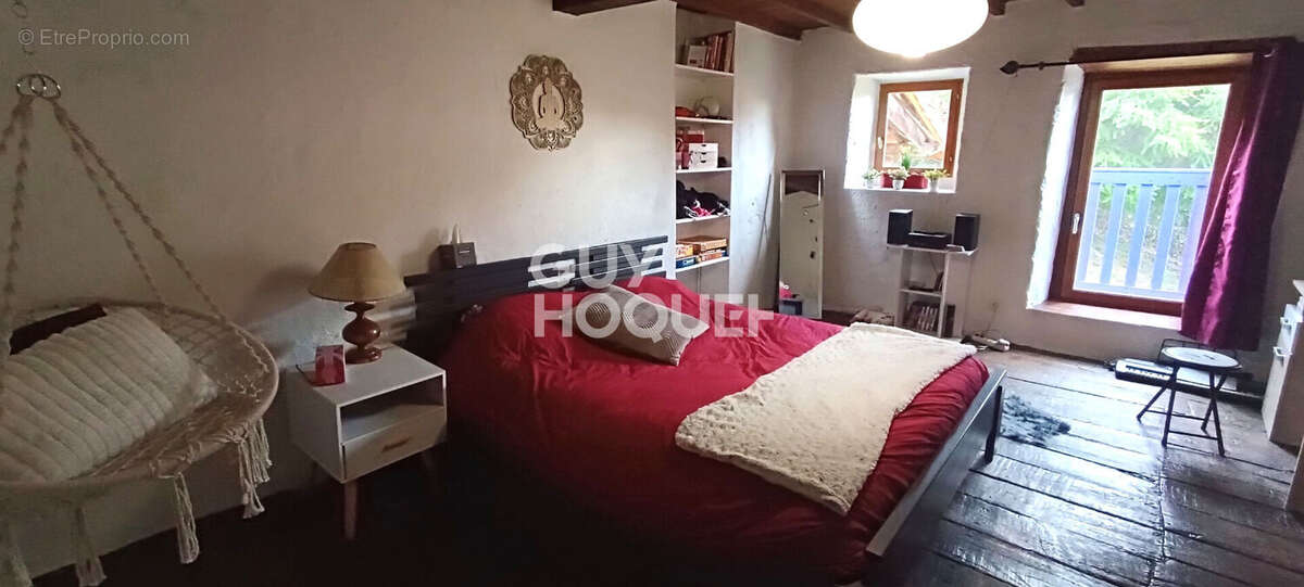 Maison à MONTCHAL