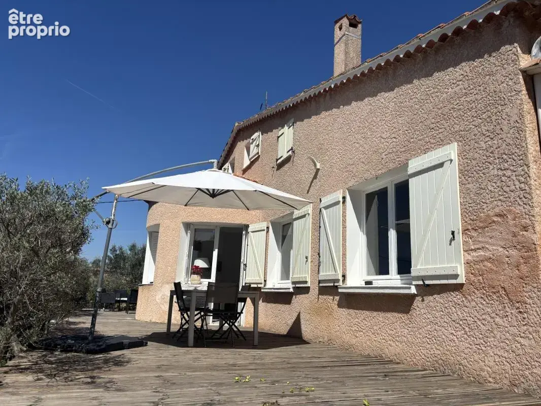 LORGUES, maison charmante avec une psicine - photo 2