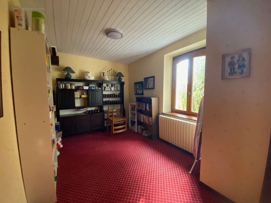 Maison à PUY-L'EVEQUE
