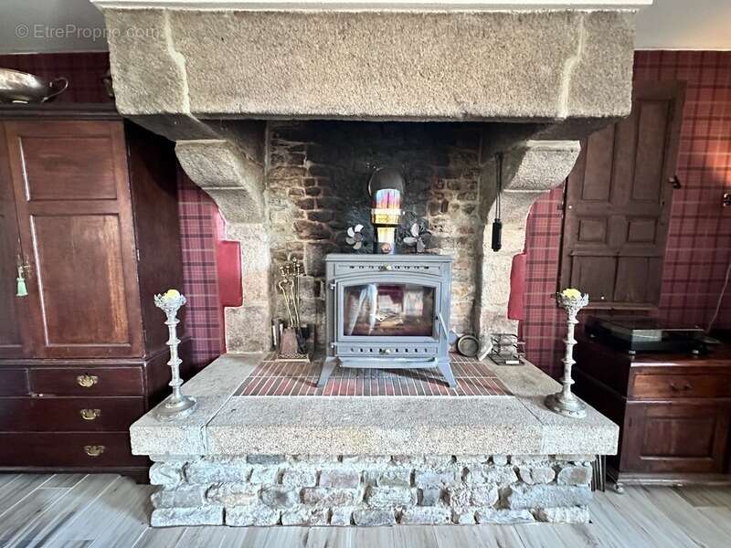 Maison à LANDELLES-ET-COUPIGNY