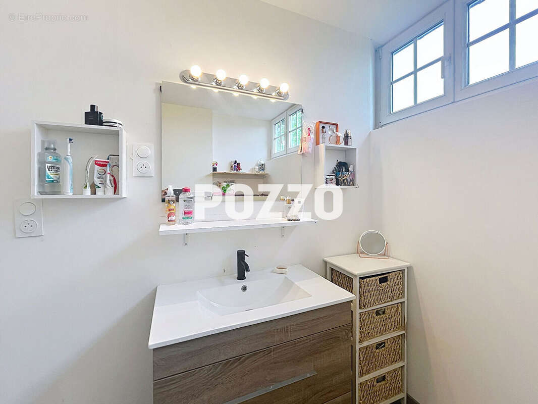 MAISON - 5 pièces - 3 chambres - jardin - terrain de 1 hectare - Saint-Lo Ouest - photo 11