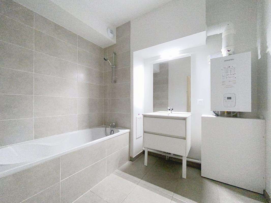 Appartement à LA CHAPELLE-D&#039;ARMENTIERES