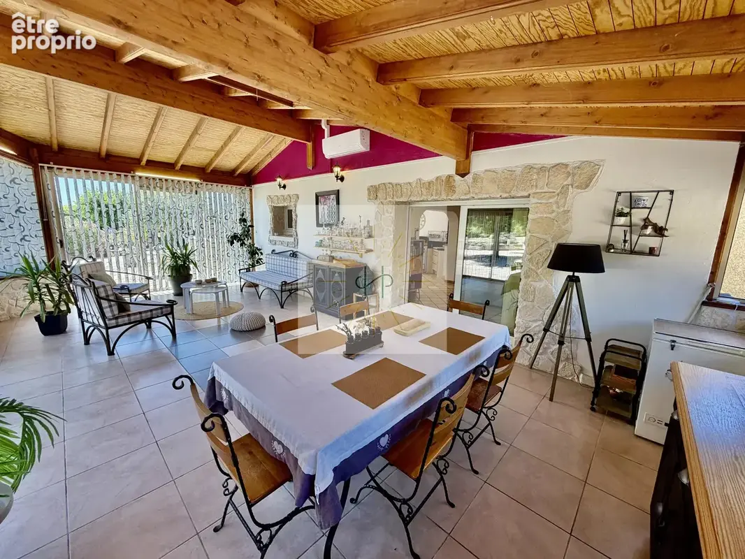 Maison 6 pièces 300 m² à vendre à La Garde-Adhemar (26700) - photo 6