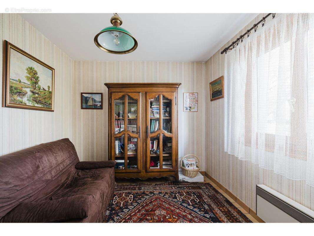 Maison à CHENS-SUR-LEMAN