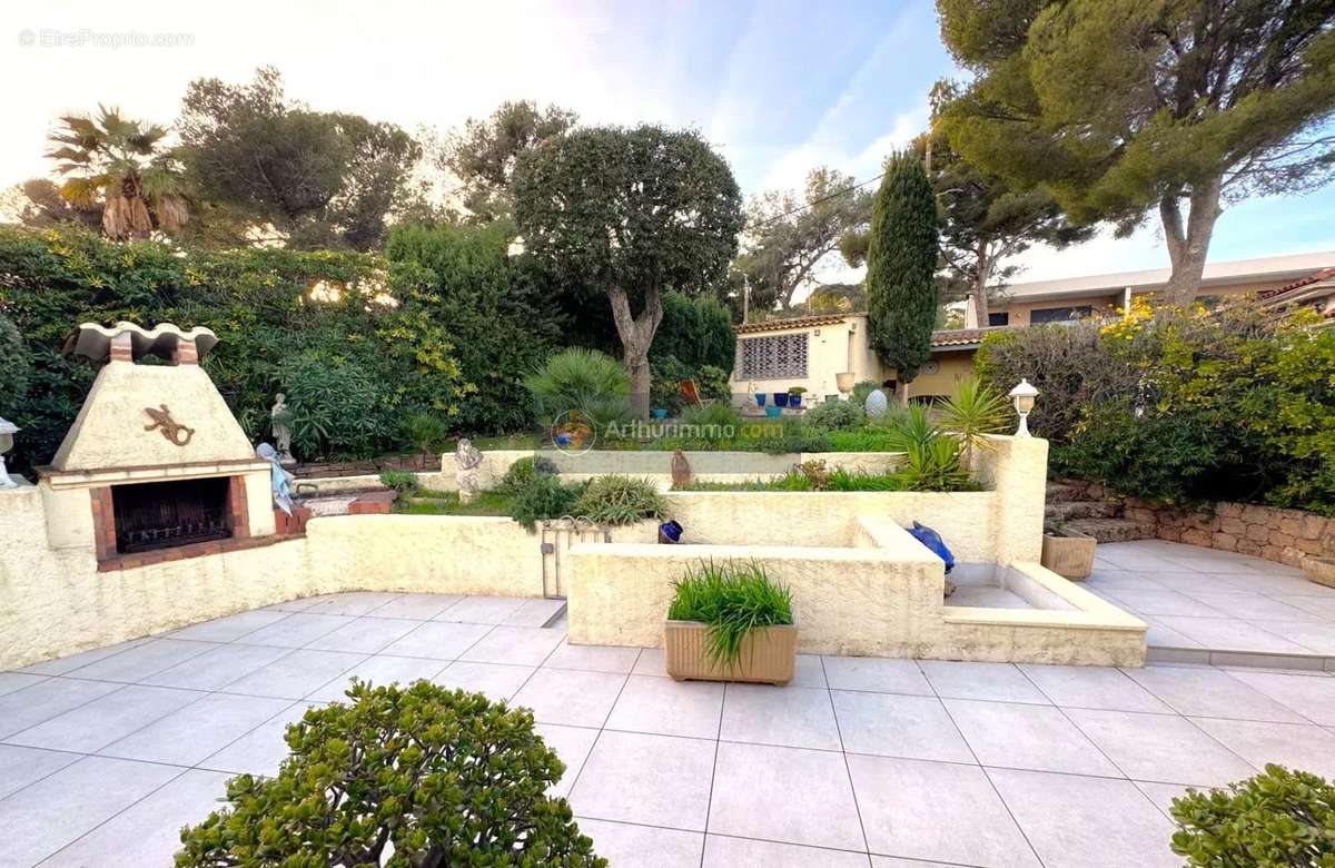 Appartement à LES ISSAMBRES