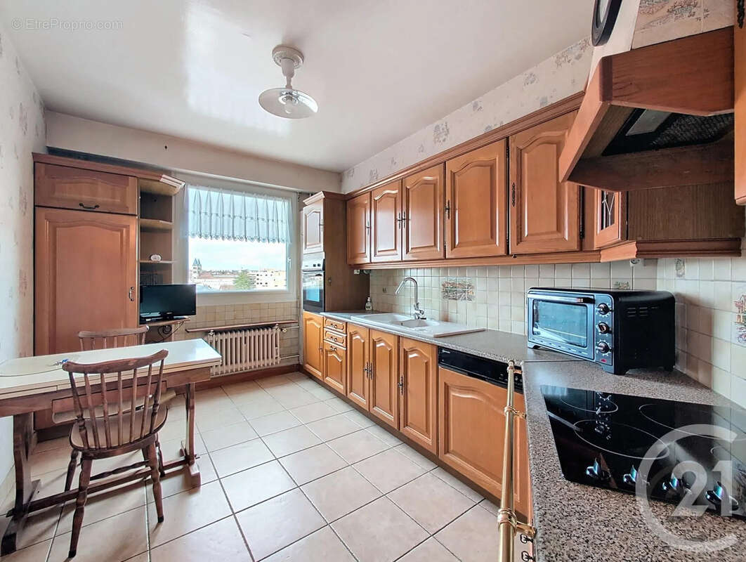 Appartement à MELUN