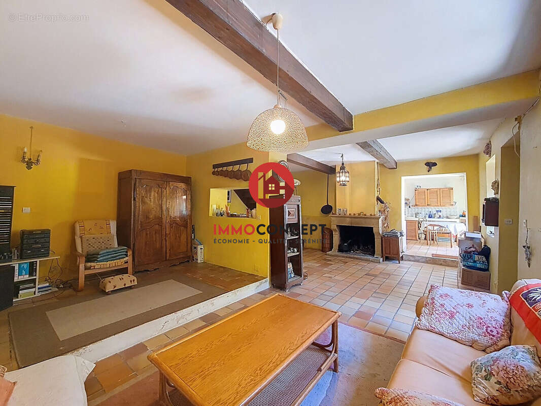 Maison à SAUVETERRE