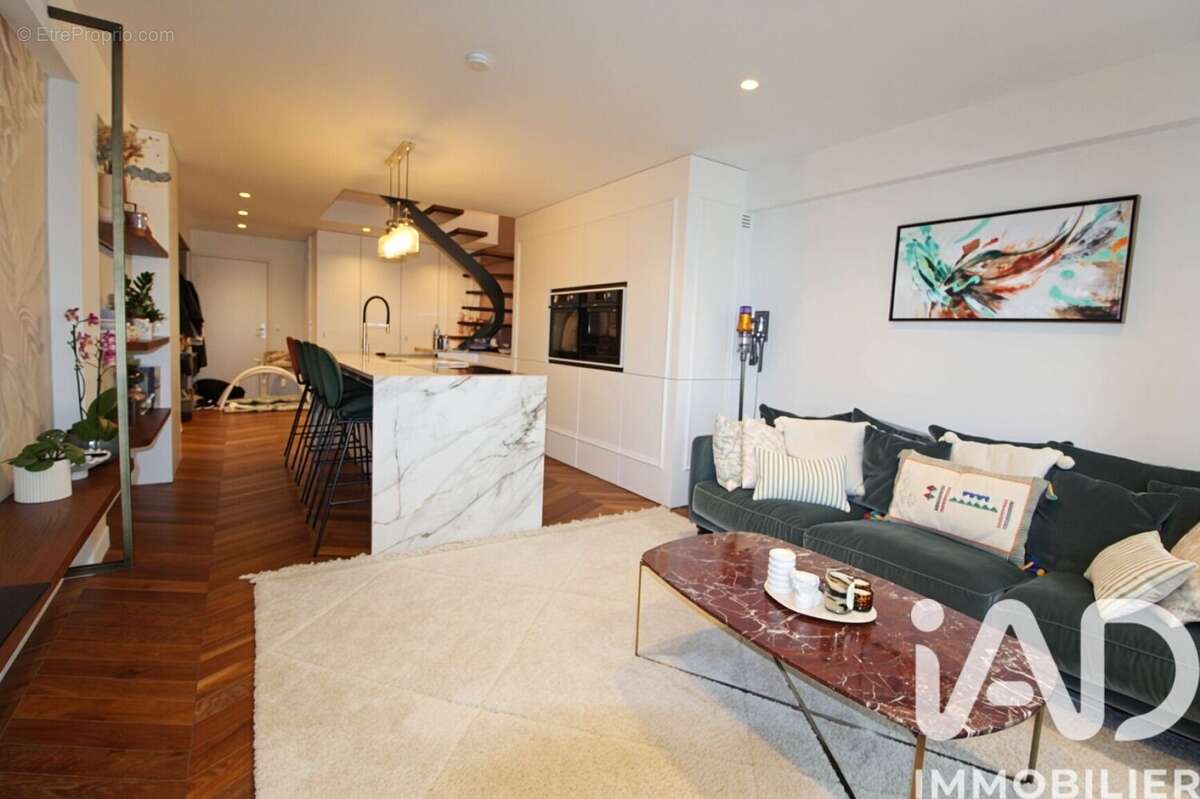 Photo 2 - Appartement à IVRY-SUR-SEINE