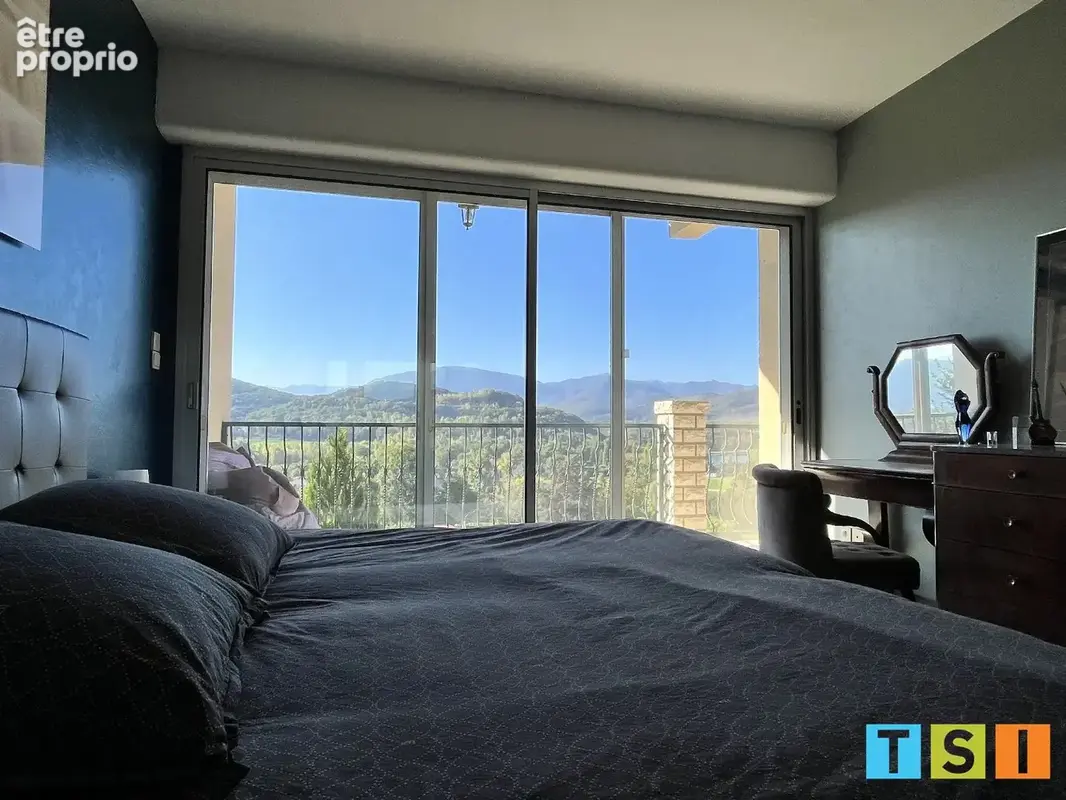Bien d'exception: Villa 280m², vue panoramique sur Pyrénées, 4 chambres, un appartement indépendant, double garage, 4200m² de te - photo 9