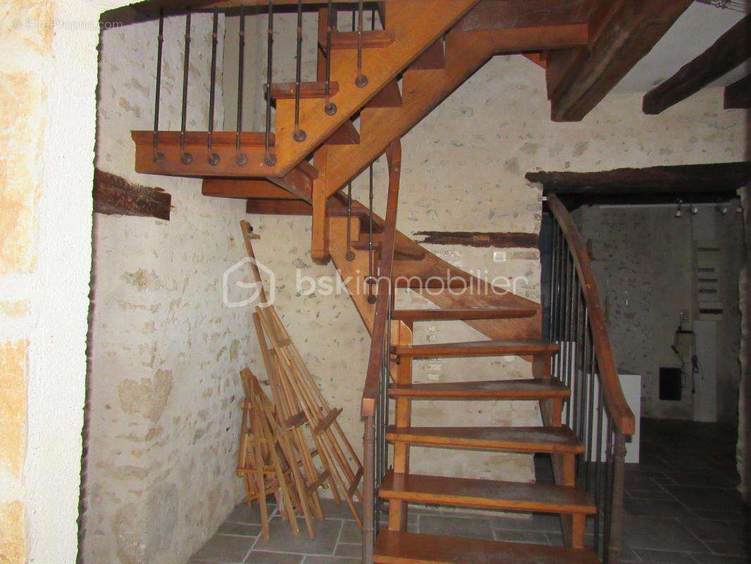 Appartement à FERRIERES-EN-GATINAIS