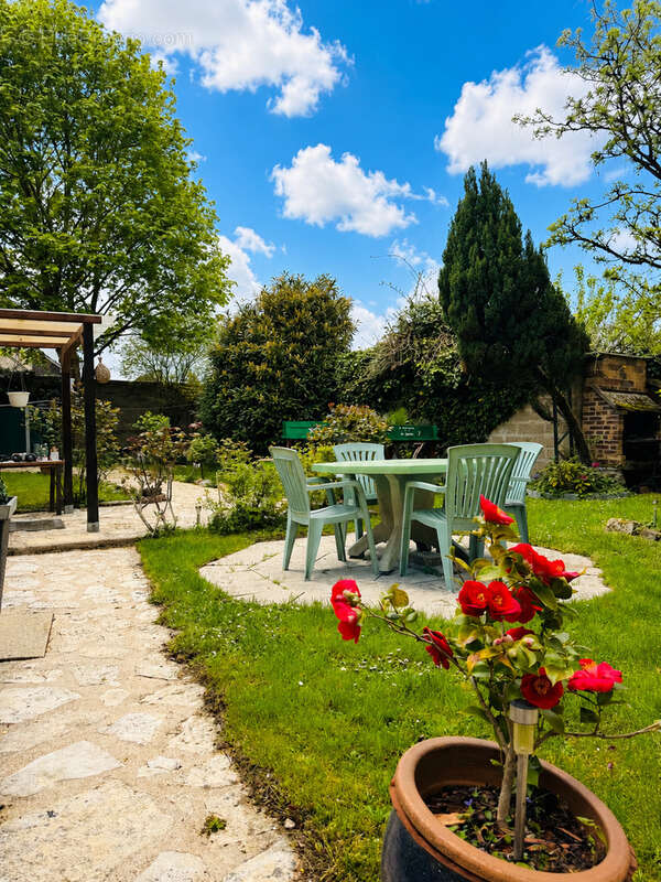 Maison à CHEROY