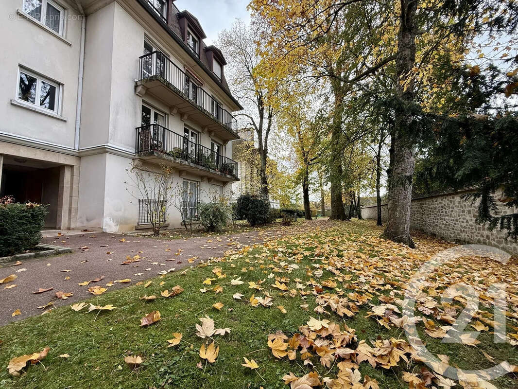 Appartement à FONTAINEBLEAU