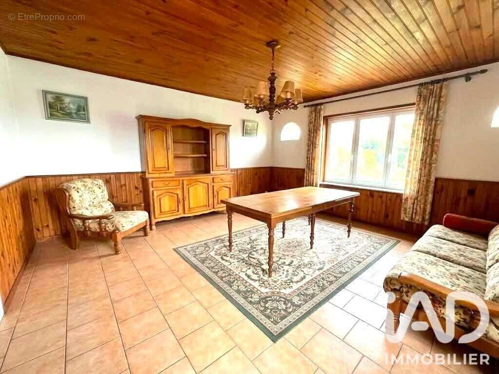 Photo 2 - Maison à LORQUIN