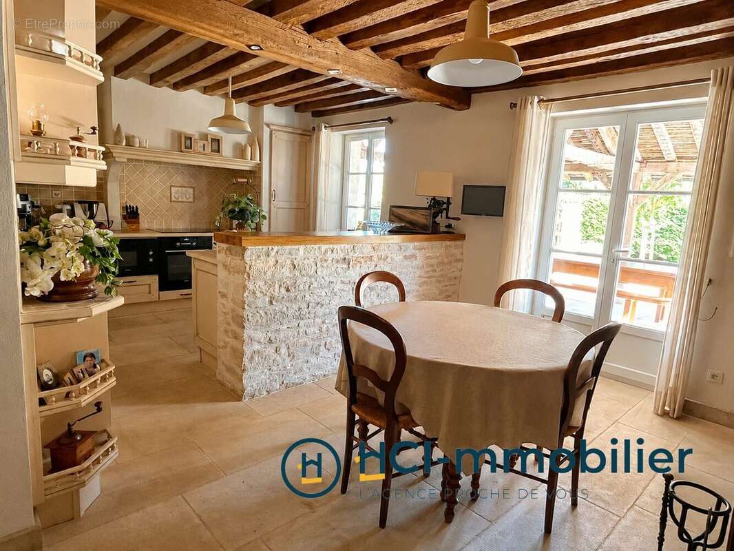 Maison 152 m² à Mellecey  - photo 6