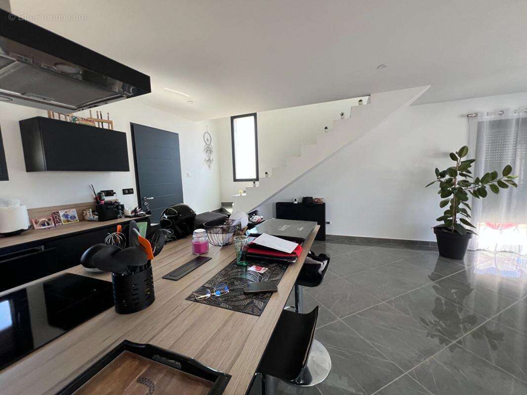 Villa contemporaine de 2023 ? Prestations de qualité - photo 10